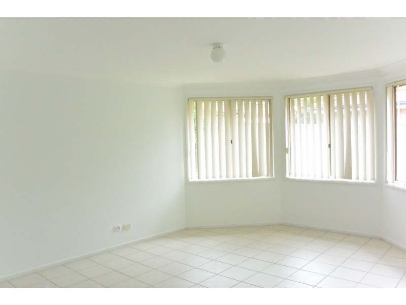 5 Piper Drive, Hamlyn Terrace NSW 2259