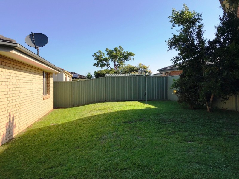 5 Piper Drive, Hamlyn Terrace NSW 2259