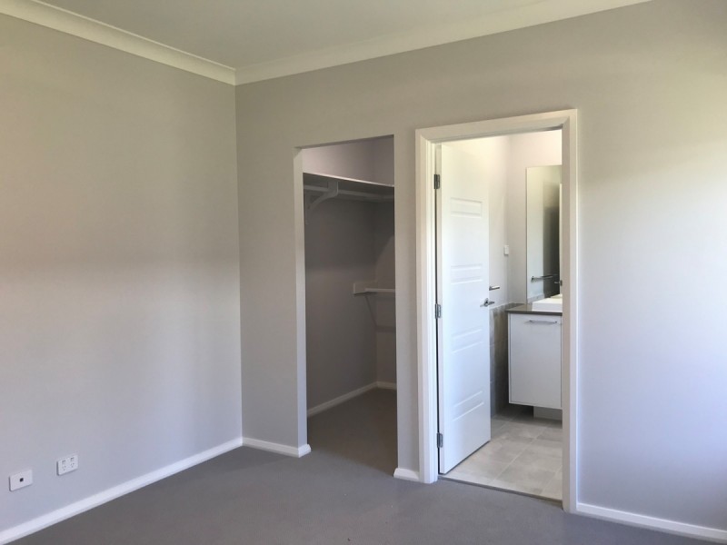 24 Eleanor Way, Hamlyn Terrace NSW 2259