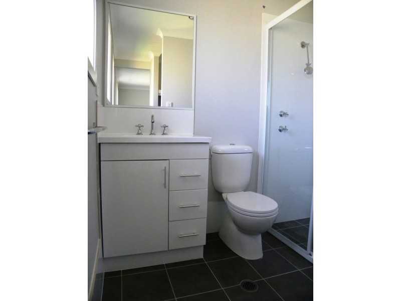31 Voyager Street, Wadalba NSW 2259