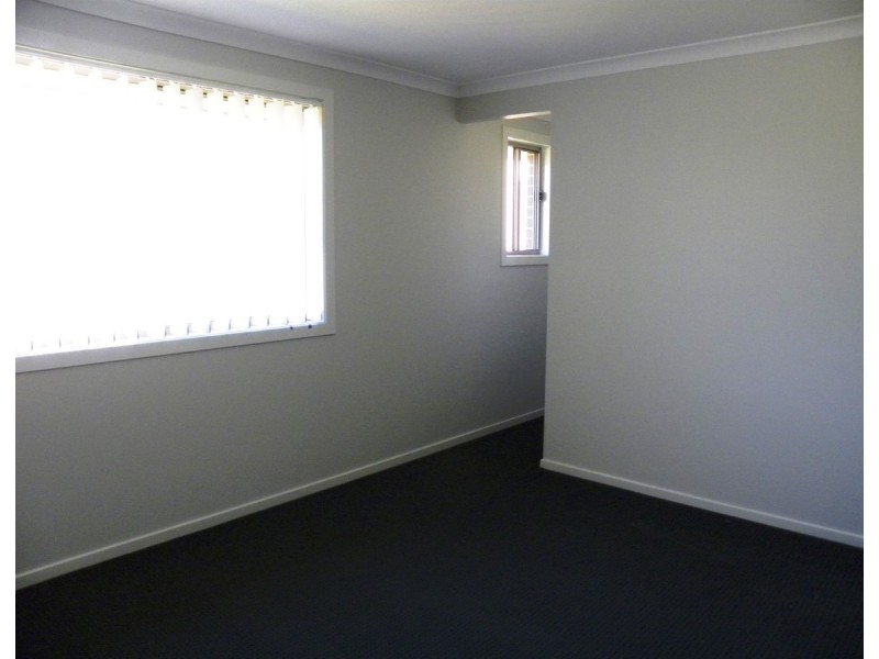 31 Voyager Street, Wadalba NSW 2259