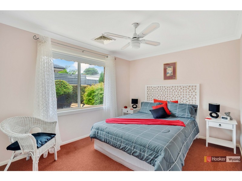 20 Cherry Blossom Crescent, Hamlyn Terrace NSW 2259