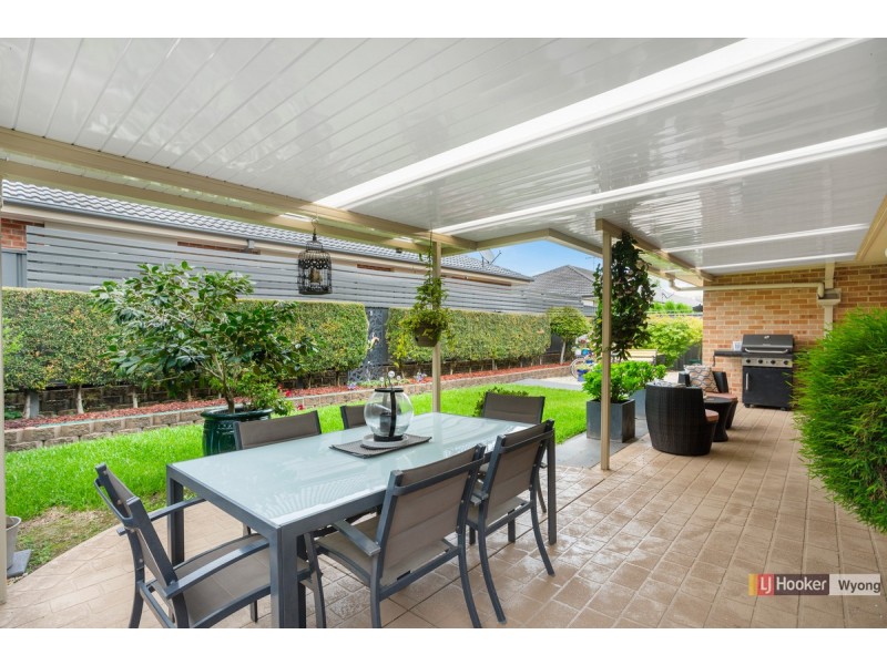 20 Cherry Blossom Crescent, Hamlyn Terrace NSW 2259