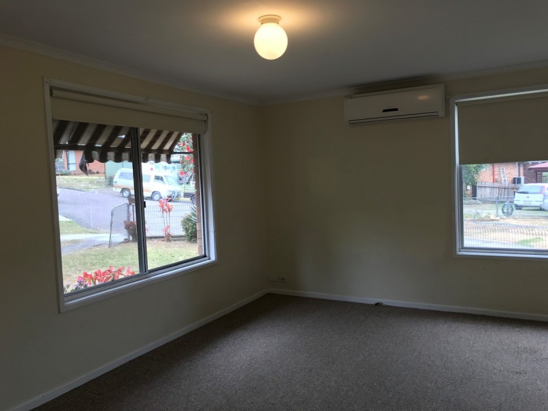 8 Yaldeeme Close, Tuggerah NSW 2259