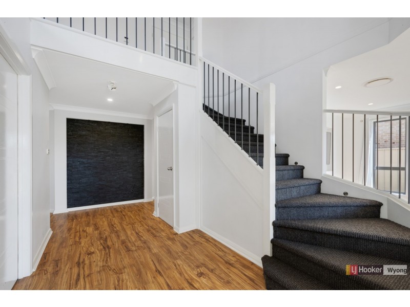 7 Greenhaven Circuit, Woongarrah NSW 2259
