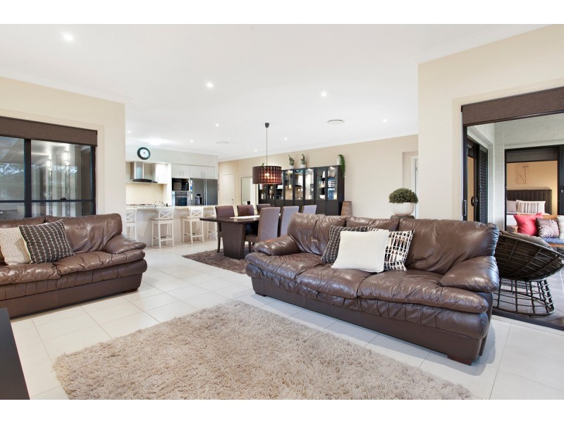 13 Emerald Waters Avenue, Wyong NSW 2259