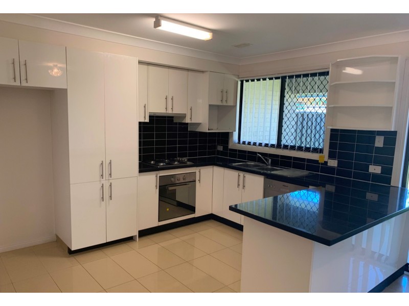 61 Clydesdale Street, Wadalba NSW 2259