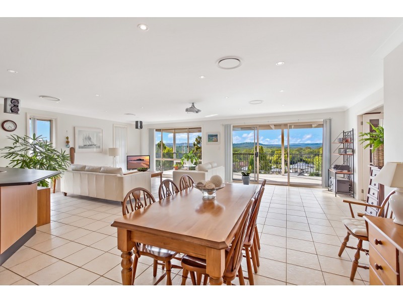 28 Weaver Crescent, Watanobbi NSW 2259