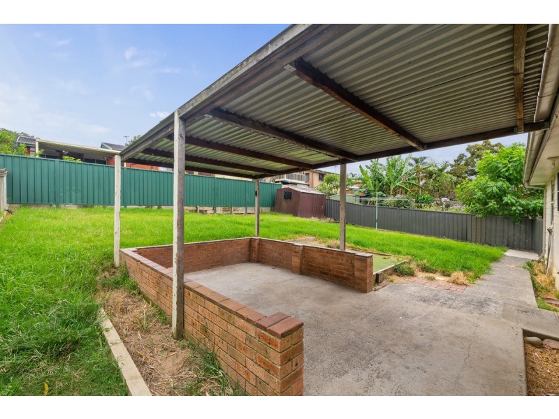 24 Owen Avenue, Wyong NSW 2259