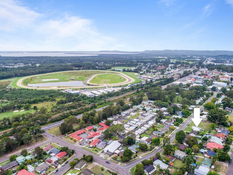 24 Owen Avenue, Wyong NSW 2259