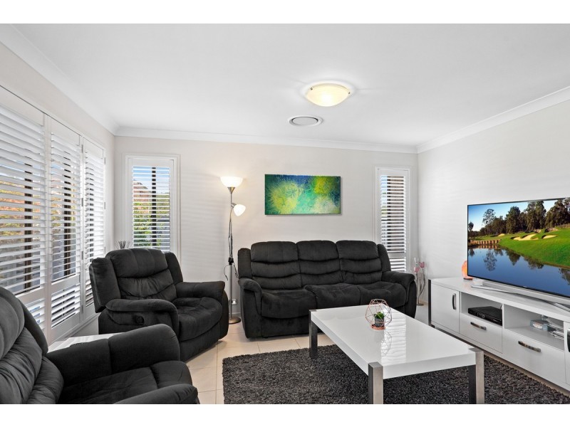 19 Parry Parade, Wyong NSW 2259