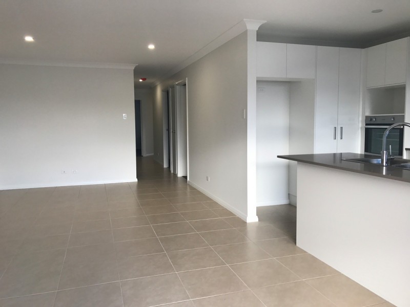 219A Johns Road, Wadalba NSW 2259