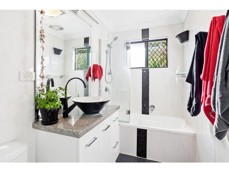 31 Casey Drive, Watanobbi NSW 2259