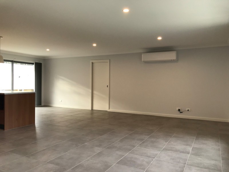 1a Meander Place, Wadalba NSW 2259