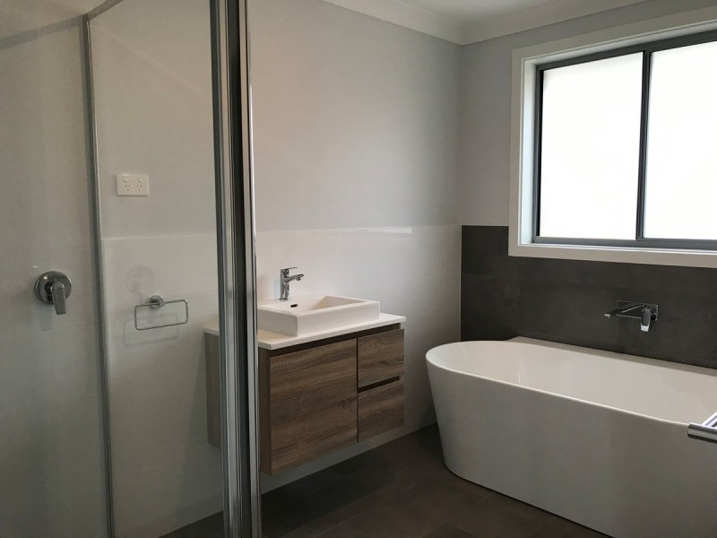 1a Meander Place, Wadalba NSW 2259