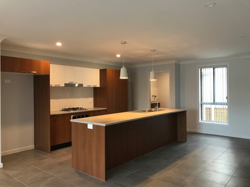 1 Meander Place, Wadalba NSW 2259