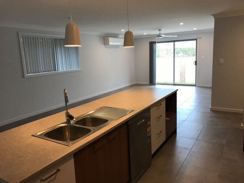 1 Meander Place, Wadalba NSW 2259