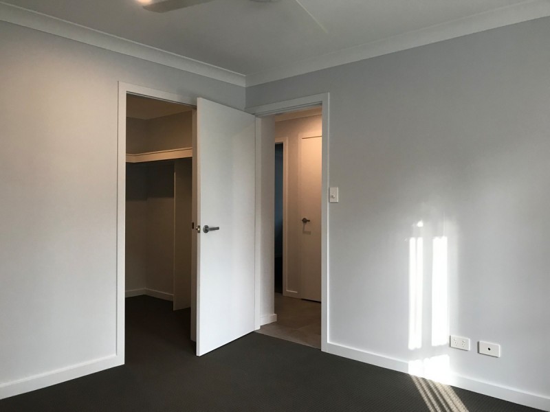 1 Meander Place, Wadalba NSW 2259