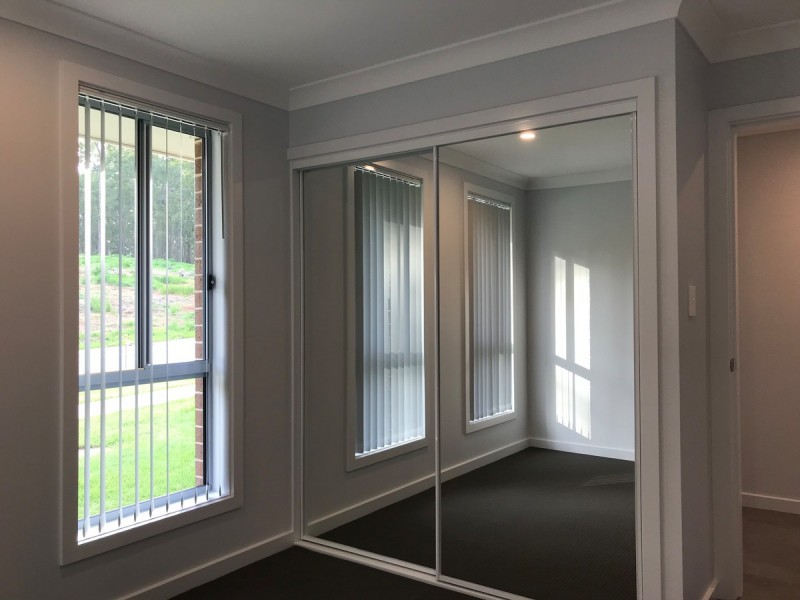 1 Meander Place, Wadalba NSW 2259