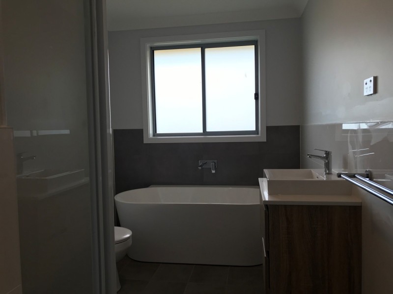 1 Meander Place, Wadalba NSW 2259