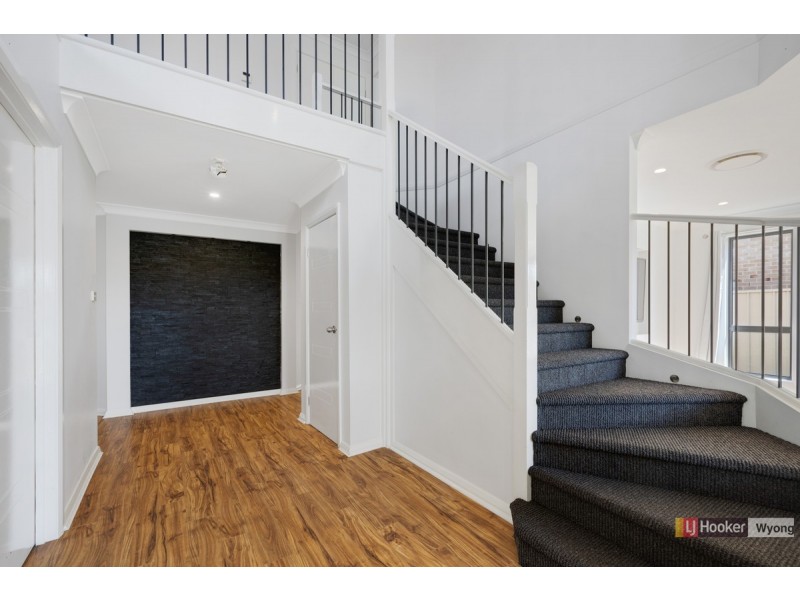 7 Greenhaven Circuit, Woongarrah NSW 2259