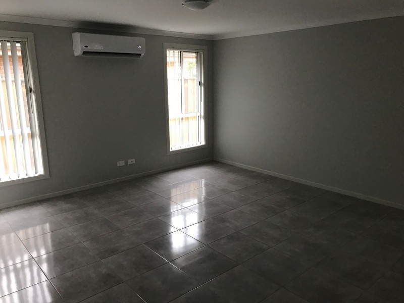 10 Oakmont Place, Woongarrah NSW 2259