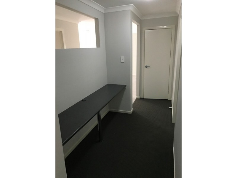 10 Oakmont Place, Woongarrah NSW 2259