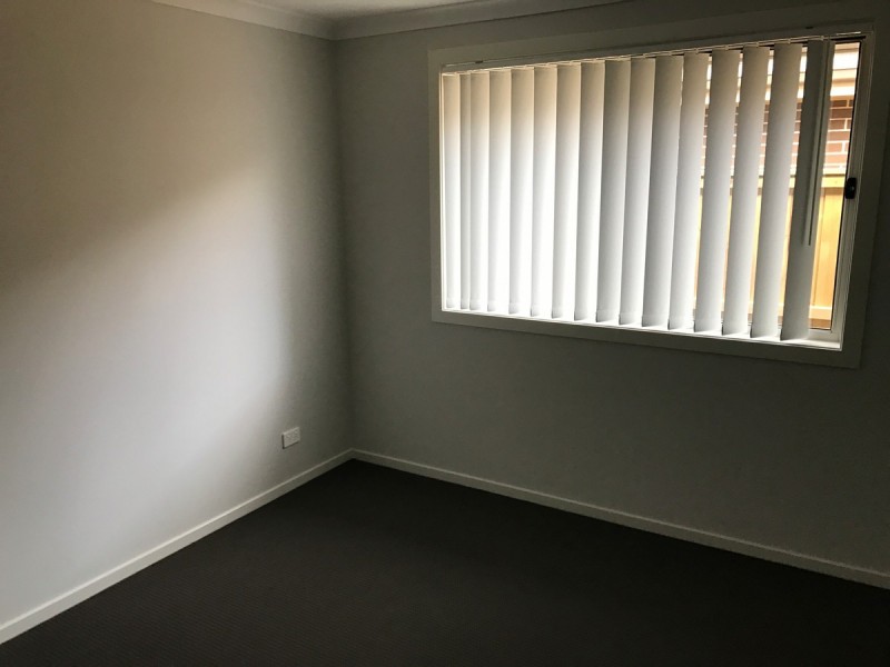 10 Oakmont Place, Woongarrah NSW 2259