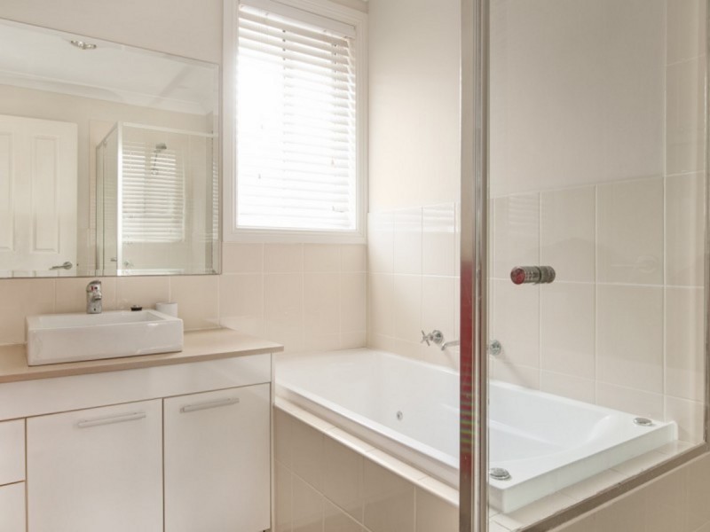 40 Kuttabul Road, Wadalba NSW 2259