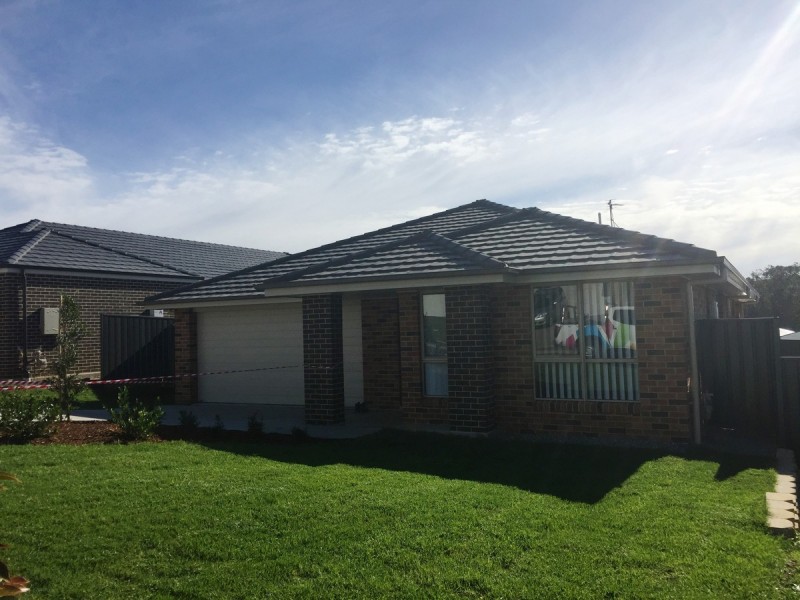 11 Frank Street, Wadalba NSW 2259