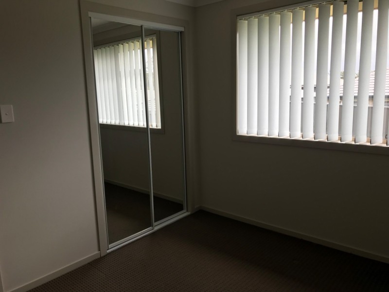 11 Frank Street, Wadalba NSW 2259