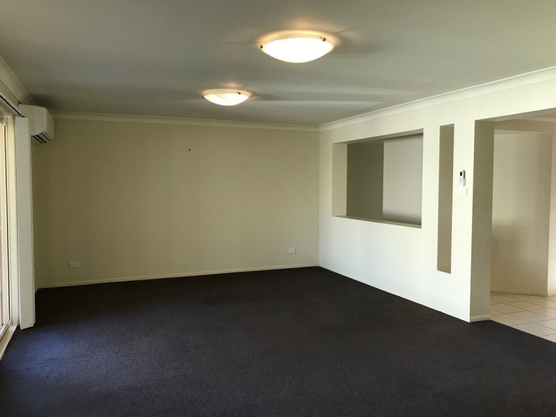 18 Warrigal Road, Woongarrah NSW 2259