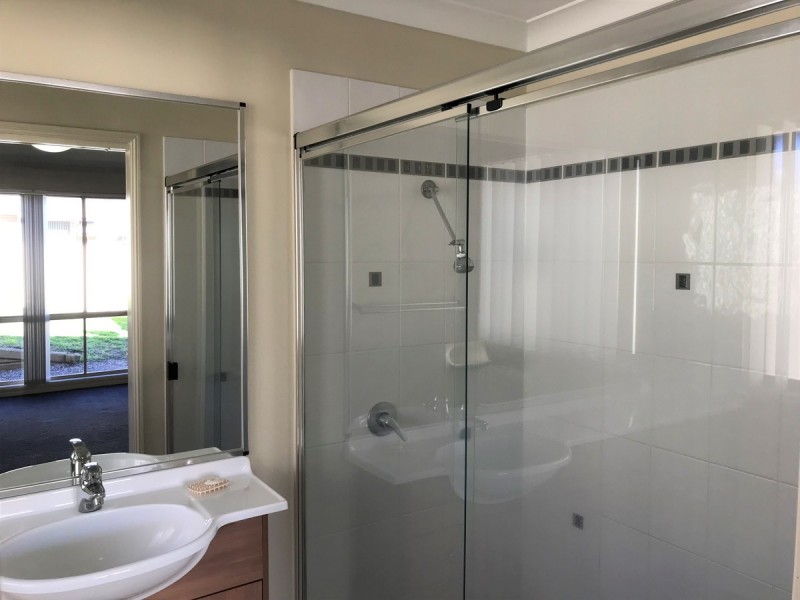 18 Warrigal Road, Woongarrah NSW 2259