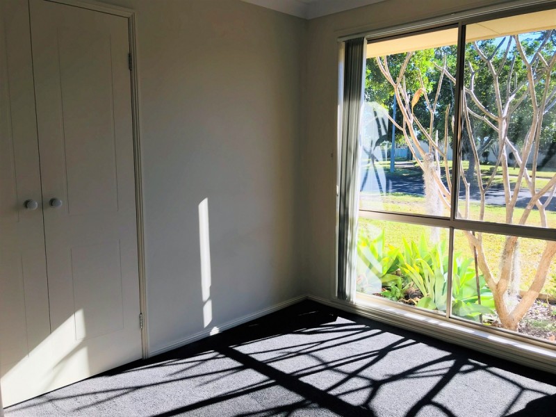 18 Warrigal Road, Woongarrah NSW 2259