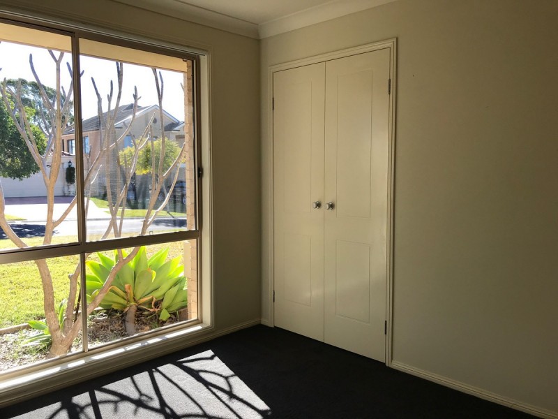 18 Warrigal Road, Woongarrah NSW 2259