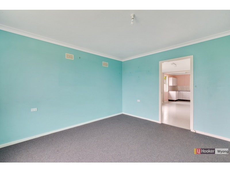 24 Owen Avenue, Wyong NSW 2259