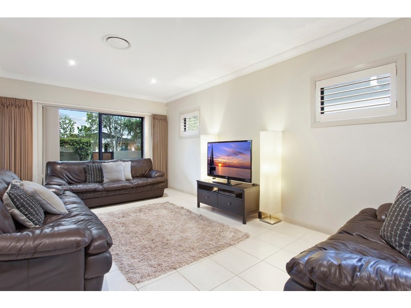 13 Emerald Waters Avenue, Wyong NSW 2259