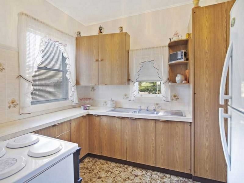 7 Anzac Road, Wyong NSW 2259