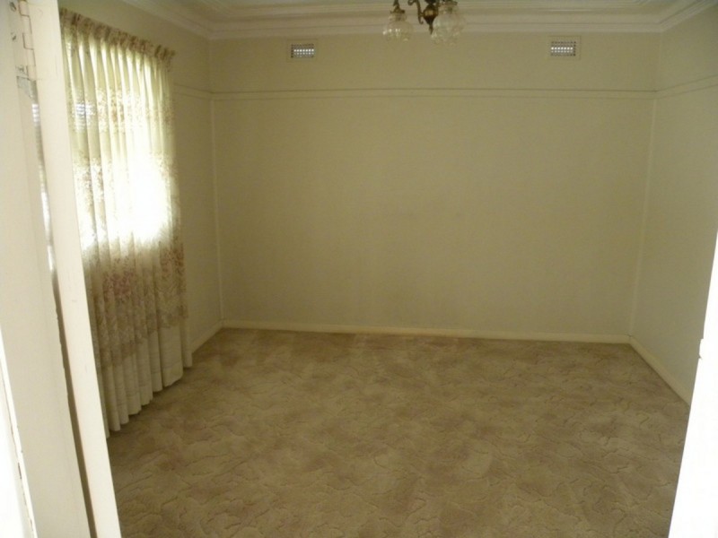 7 Anzac Road, Wyong NSW 2259