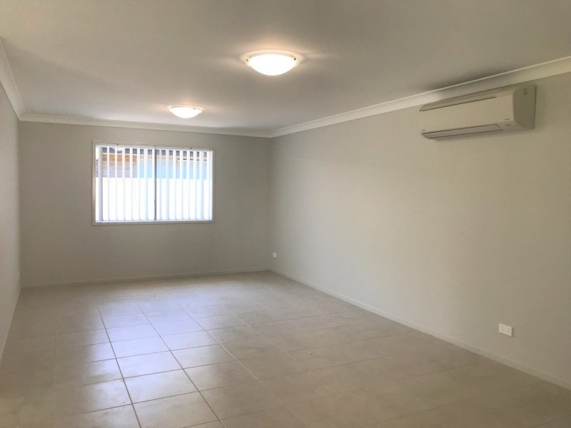 35 Regatta Way, Summerland Point NSW 2259
