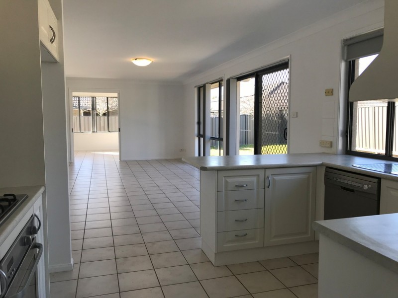 12 Bougainvillea Road West, Hamlyn Terrace NSW 2259