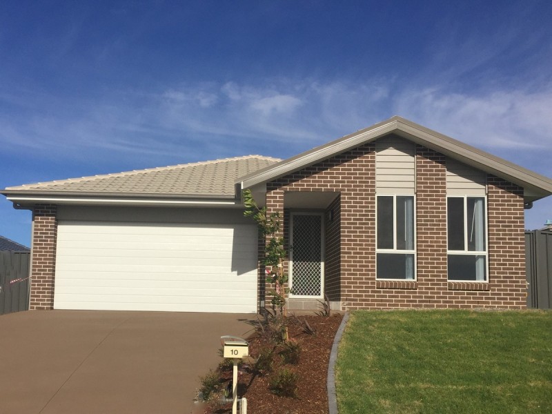 10 Mick Street, Wadalba NSW 2259