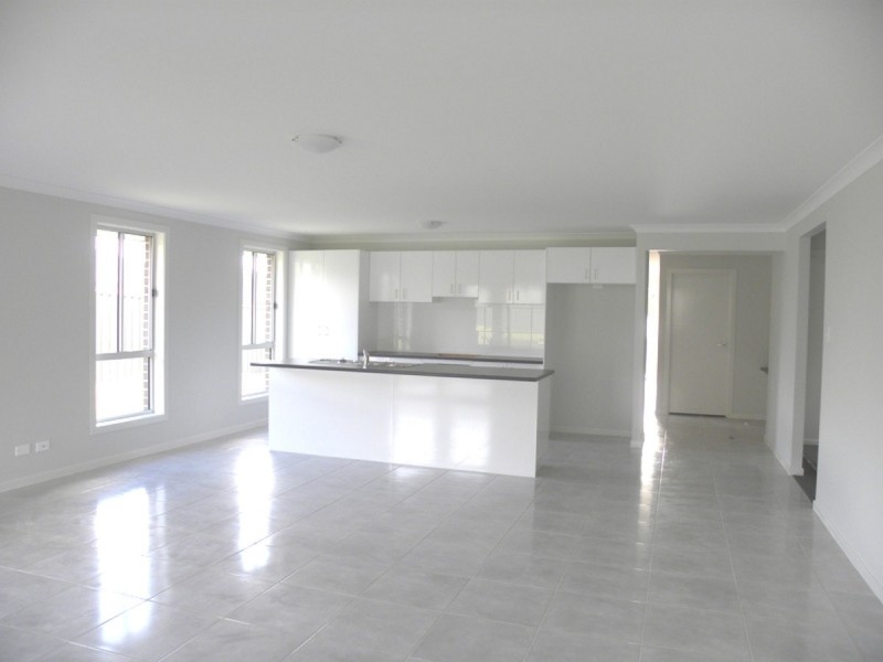 10 Mick Street, Wadalba NSW 2259