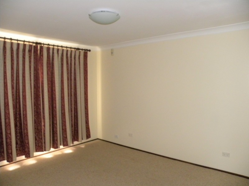 22 Merinda Avenue, Charmhaven NSW 2263