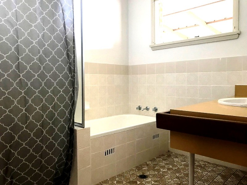 11 Arlunya Avenue, Gorokan NSW 2263