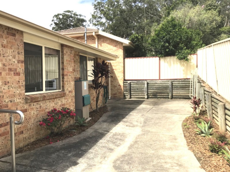 4/4 Gavenlock Road, Tuggerah NSW 2259