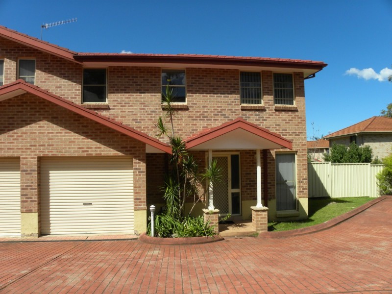 10/14a Woodward Avenue, Wyong NSW 2259