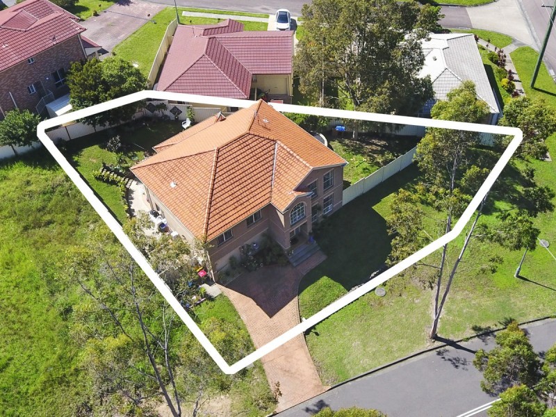 3 De L’Isle Drive, Watanobbi NSW 2259