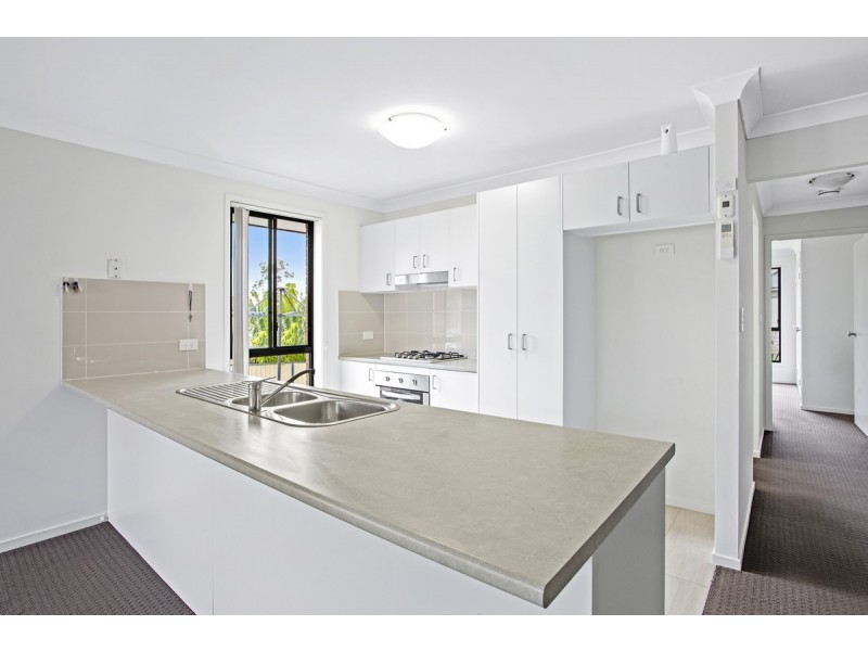 5 Seacres Close, Wadalba NSW 2259