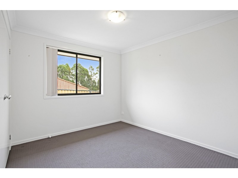 5 Seacres Close, Wadalba NSW 2259